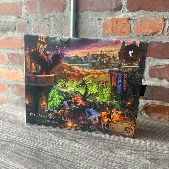 Thomas Kinkade Disney Maleficent 1000pc Puzzle - Picture 1 of 6